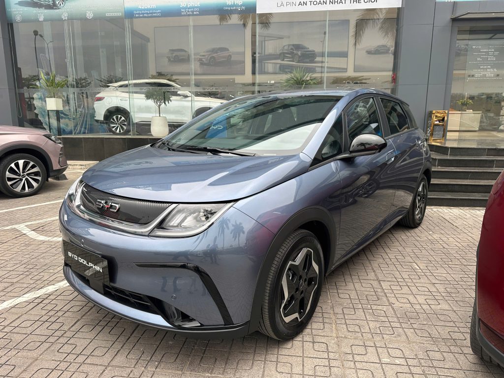 so sánh BYD Dolphin và Geely EX2